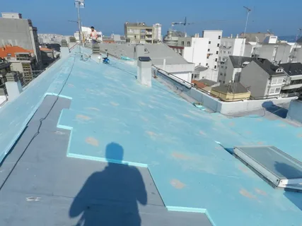 المادة العازلة للرطوبة